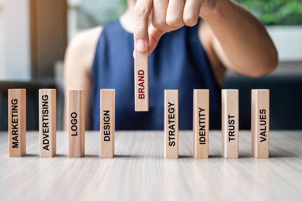 TECHNIQUES FOR CRAFTING AN EFFECTIVE PERSONAL BRAND