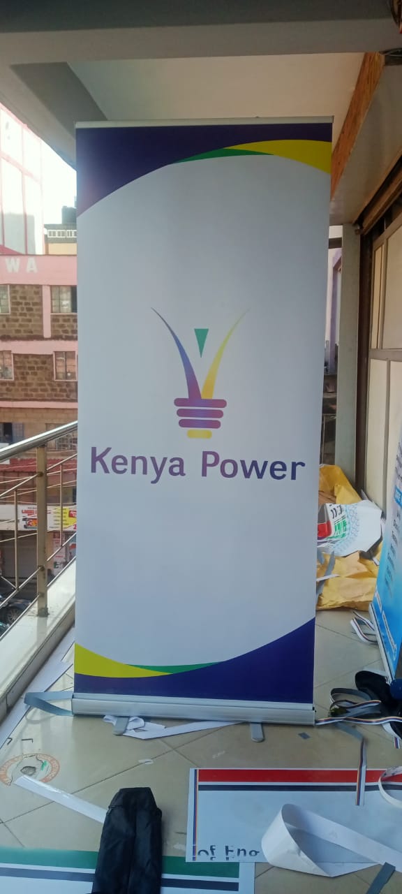 ROLL UP BANNERS CUSTOM