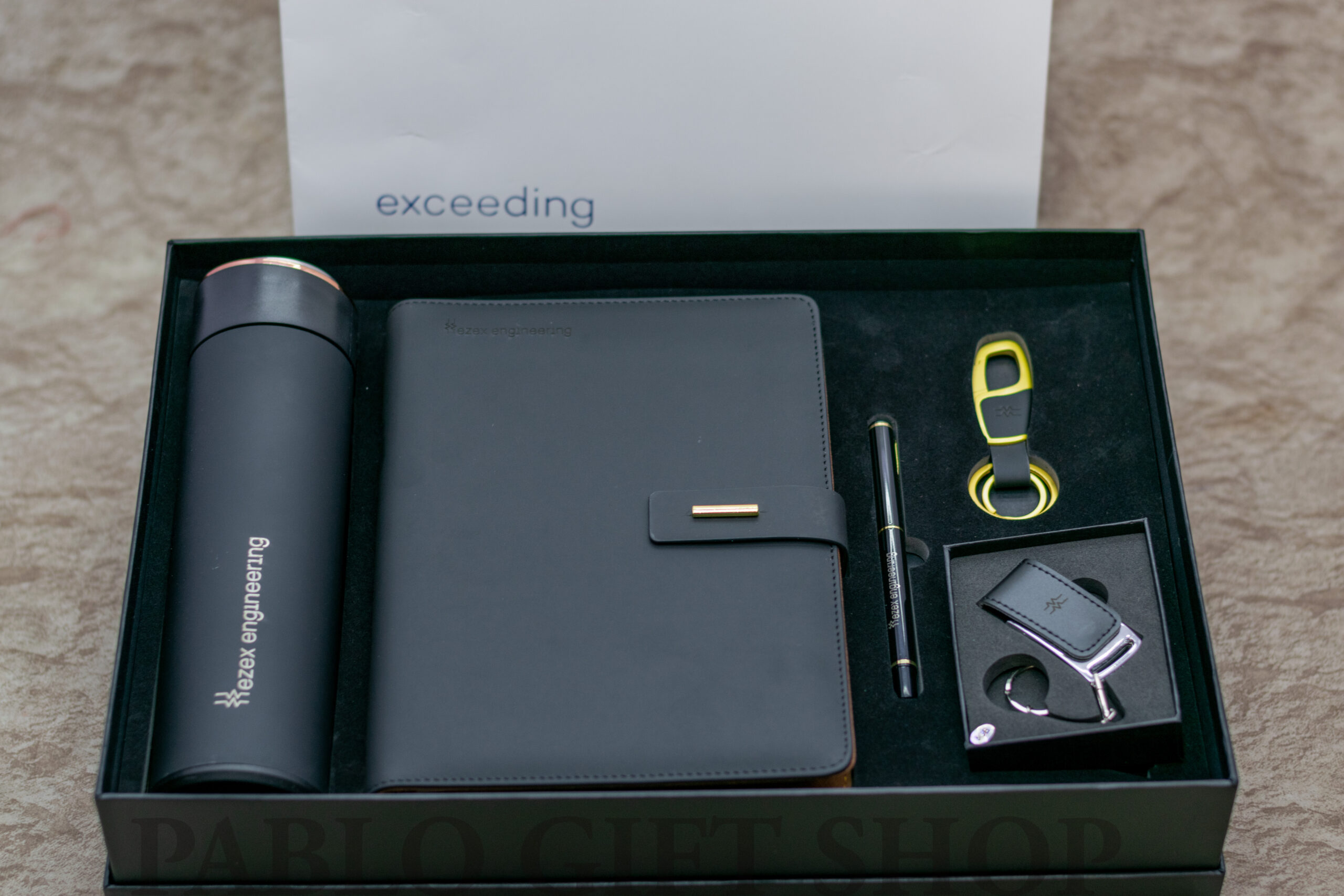 Corporate Gift S8